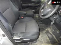 Toyota WISH лот № 30204 оценка 3  с аукциона в Японии 5