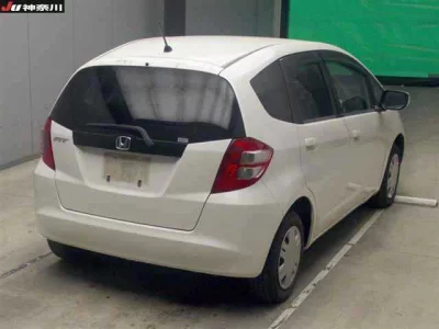 Honda FIT  с аукциона в Японии