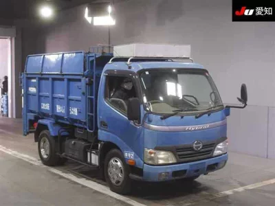 Hino DUTRO  с аукциона в Японии