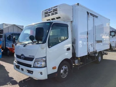 Hino DUTRO  с аукциона в Японии