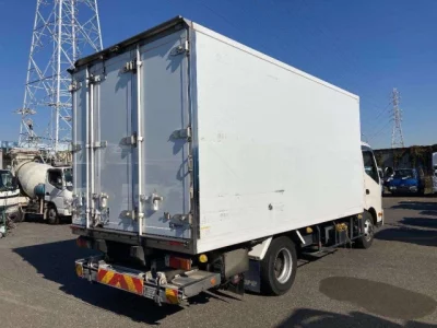 Hino DUTRO  с аукциона в Японии