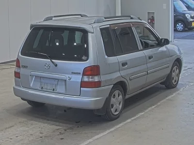 Mazda DEMIO  с аукциона в Японии