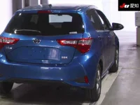 Toyota VITZ лот № 30243 оценка 3.5  с аукциона в Японии 7
