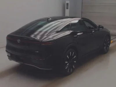 Toyota CROWN CROSSOVER