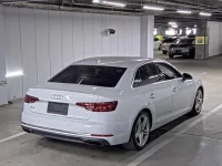 Audi A4 лот № 331 оценка 4.5  с аукциона в Японии 1