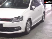 Volkswagen POLO лот № 30256 оценка 4  с аукциона в Японии 6