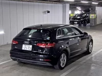 Volkswagen GOLF лот № 1 оценка 4  с аукциона в Японии 1