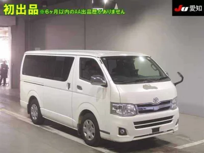 Toyota HIACE VAN
