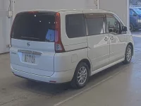 Nissan SERENA лот № 1762 оценка 4  с аукциона в Японии 1