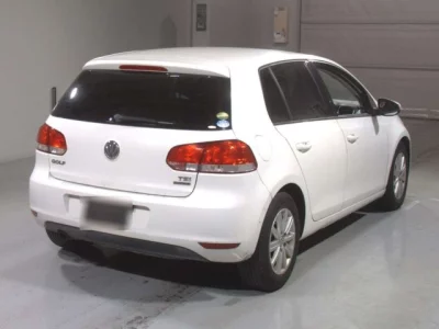 Volkswagen GOLF  с аукциона в Японии