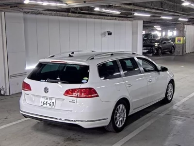 Volkswagen PASSAT VARIANT
