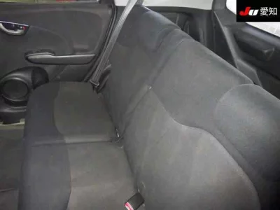 Honda FIT  с аукциона в Японии