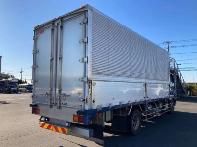 Mitsubishi FUSO FIGHTER