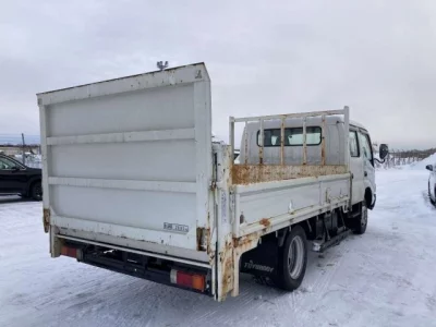Hino DUTRO  с аукциона в Японии