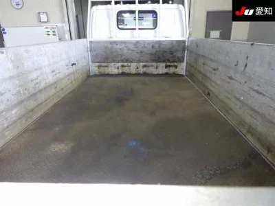 Hino DUTRO  с аукциона в Японии