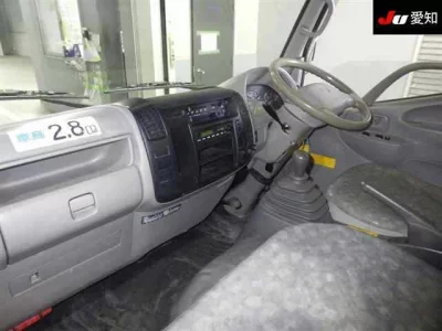 Hino DUTRO  с аукциона в Японии