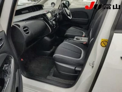 Mazda BIANTE  с аукциона в Японии