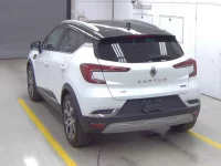 Renault Captur лот № 1077 оценка 4.5  с аукциона в Японии 1
