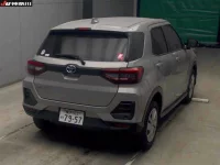 Toyota RAIZE лот № 6304 оценка 3.5  с аукциона в Японии 3