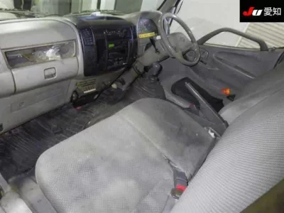 Hino DUTRO  с аукциона в Японии
