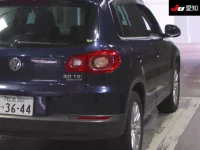 Volkswagen TIGUAN лот № 30384 оценка 4  с аукциона в Японии 7