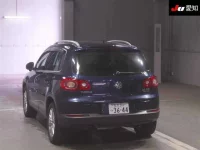 Volkswagen TIGUAN лот № 30384 оценка 4  с аукциона в Японии 1