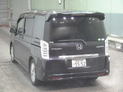 Honda STEP WAGON