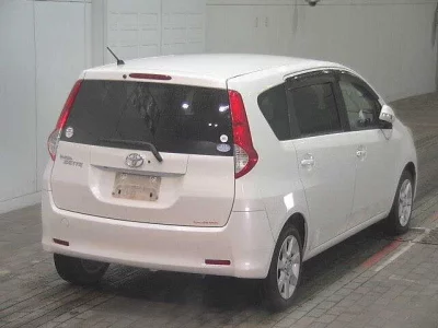 Toyota PASSO SETTE