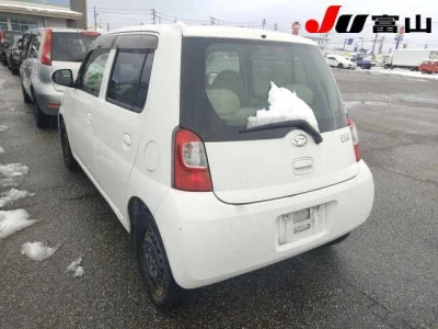 Daihatsu Esse