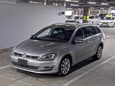 Volkswagen GOLF VARIANT