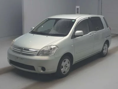 Toyota RAUM