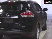 Nissan X-TRAIL лот № 30452 оценка 3.5  с аукциона в Японии 7