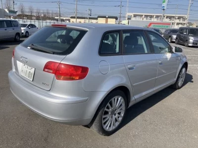 Audi A3  с аукциона в Японии