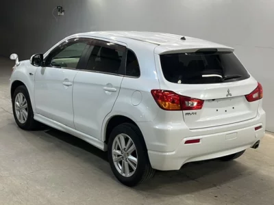 Mitsubishi RVR