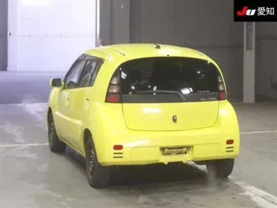 Toyota WILL  с аукциона в Японии