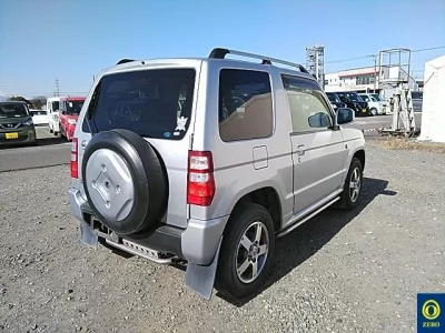 Nissan KIX  с аукциона в Японии