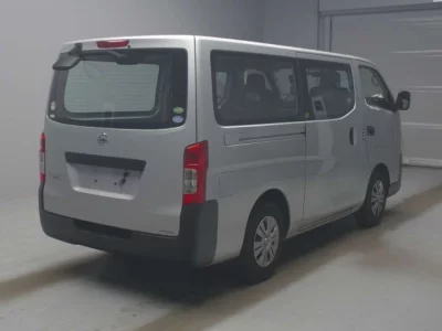Nissan CARAVAN VAN  с аукциона в Японии