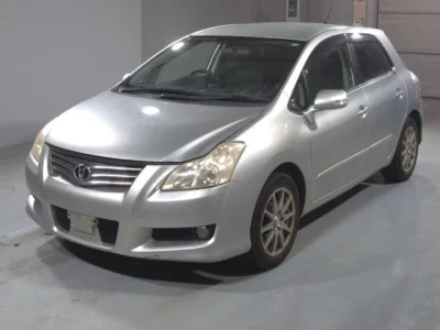 Toyota BLADE