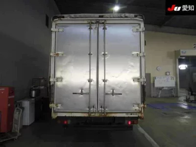 Hino DUTRO  с аукциона в Японии