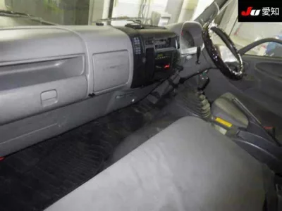 Hino DUTRO  с аукциона в Японии