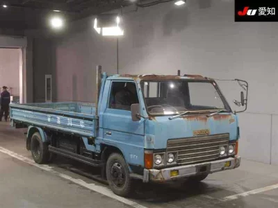 Mazda TITAN  с аукциона в Японии