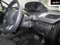 Peugeot 208 лот № 30511 оценка 3  с аукциона в Японии 4