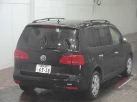 Volkswagen GOLF TOURAN лот № 2177 оценка 3.5  с аукциона в Японии 3