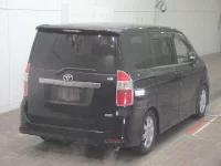 Toyota NOAH лот № 2190 оценка R  с аукциона в Японии 3