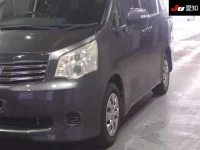 Toyota NOAH лот № 30591 оценка 3.5  с аукциона в Японии 6