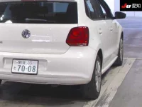 Volkswagen POLO лот № 30600 оценка 3.5  с аукциона в Японии 7