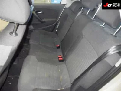 Volkswagen POLO  с аукциона в Японии