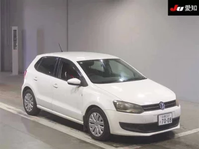 Volkswagen POLO  с аукциона в Японии