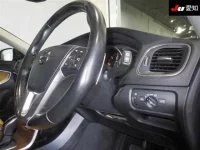 Volvo V40 лот № 30610 оценка 3.5  с аукциона в Японии 4