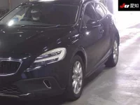 Volvo V40 лот № 30610 оценка 3.5  с аукциона в Японии 6